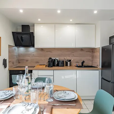 Lac-montagne-leman-2- Pandore Apartment